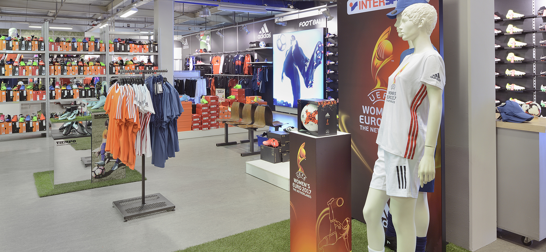 Daka Intersport Rotterdam Retail Design Sport Shop
