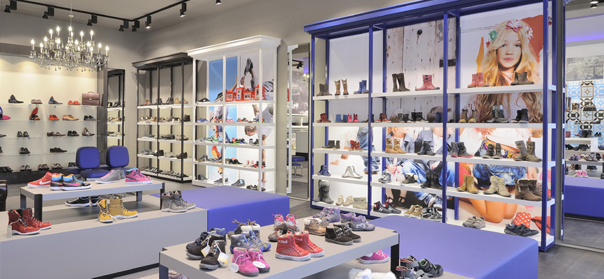 Smit Shoes: Design new shoe store - 