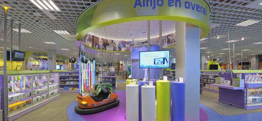 BCC Utrecht, Shopfitting Electronics - Electrical retailing concepts