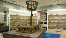 Van Keeken Schoes, interior design - 