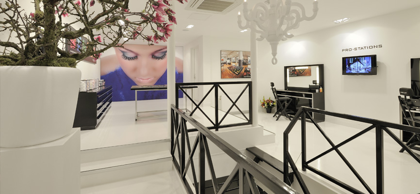 Inglot, design beauty salon - 