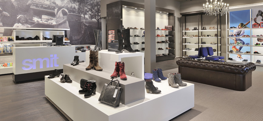 Smit Shoes: Design new shoe store - 