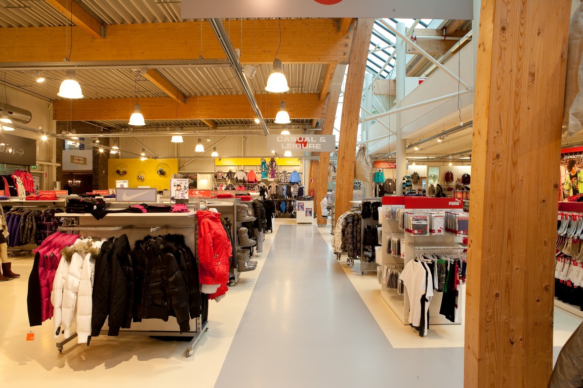 Shop design Intersport, Roden (NL)