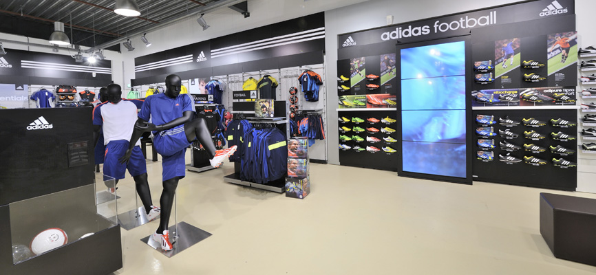 Shopconcept Intersport Roermond (NL) - Sport