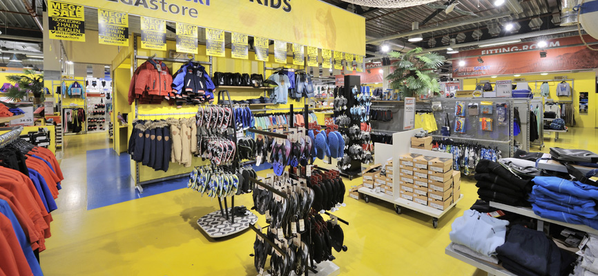 Shopconcept Intersport Roermond (NL) - Sport