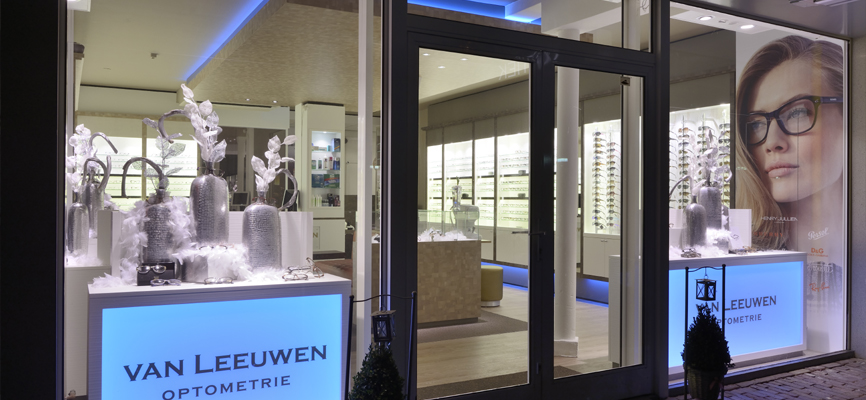 Interior design Van Leeuwen Optician - 