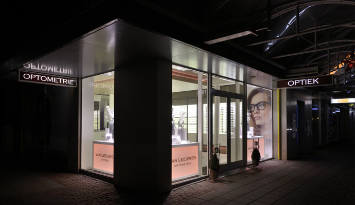 Interior design | Van Leeuwen Optician - Optician