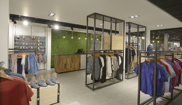 Peter Fashion – Coevorden: Retail design - 