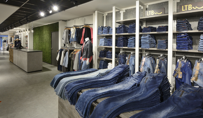 Peter Fashion – Coevorden: Retail design - 