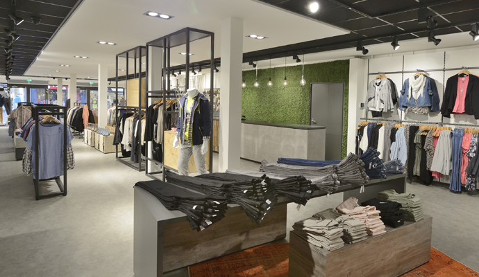 Peter Fashion – Coevorden: Retail design - 