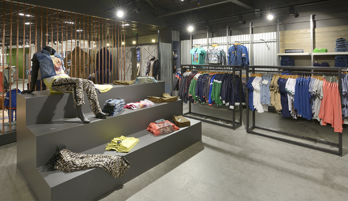 Peter Fashion – Coevorden: Retail design - 