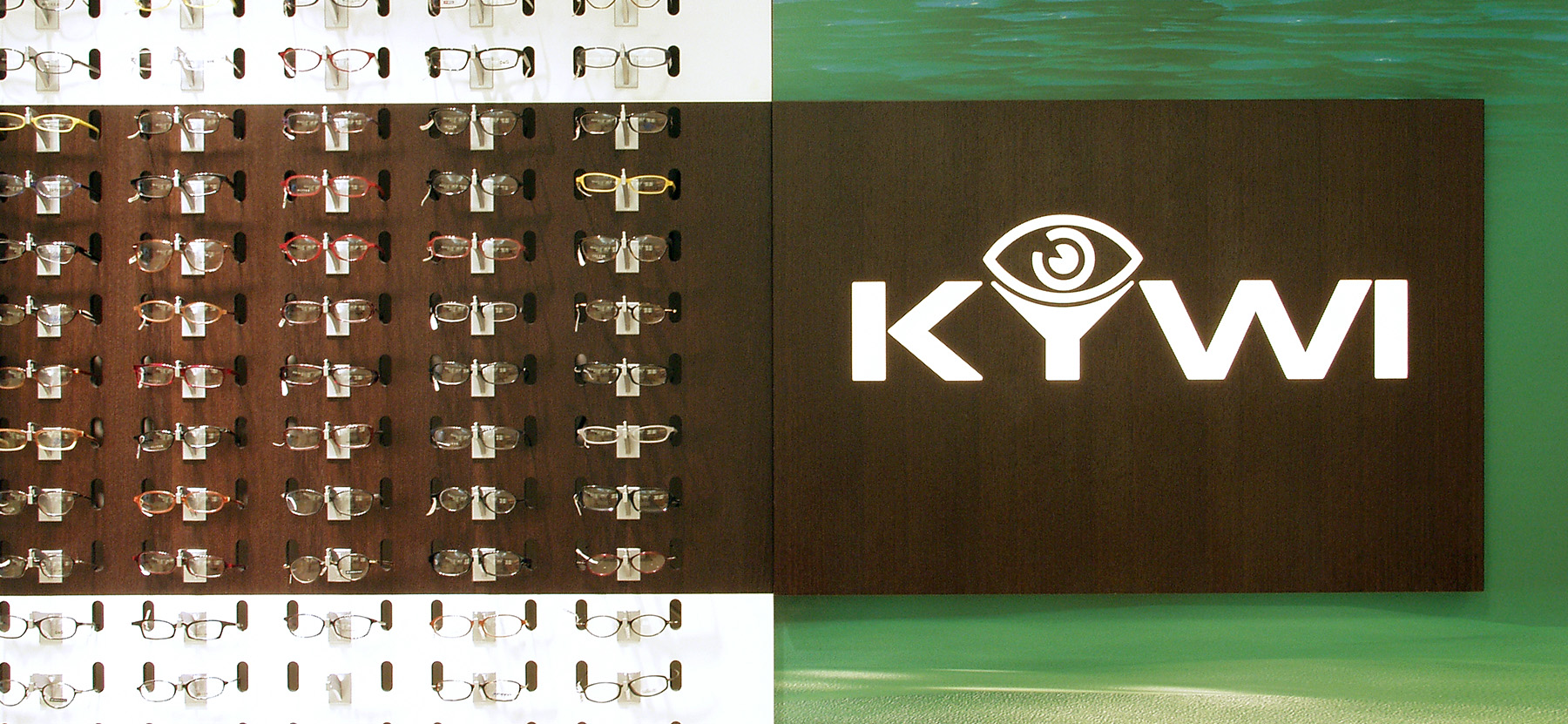 Interior design Optica Kywi – Willemstad Curaçao - Optician