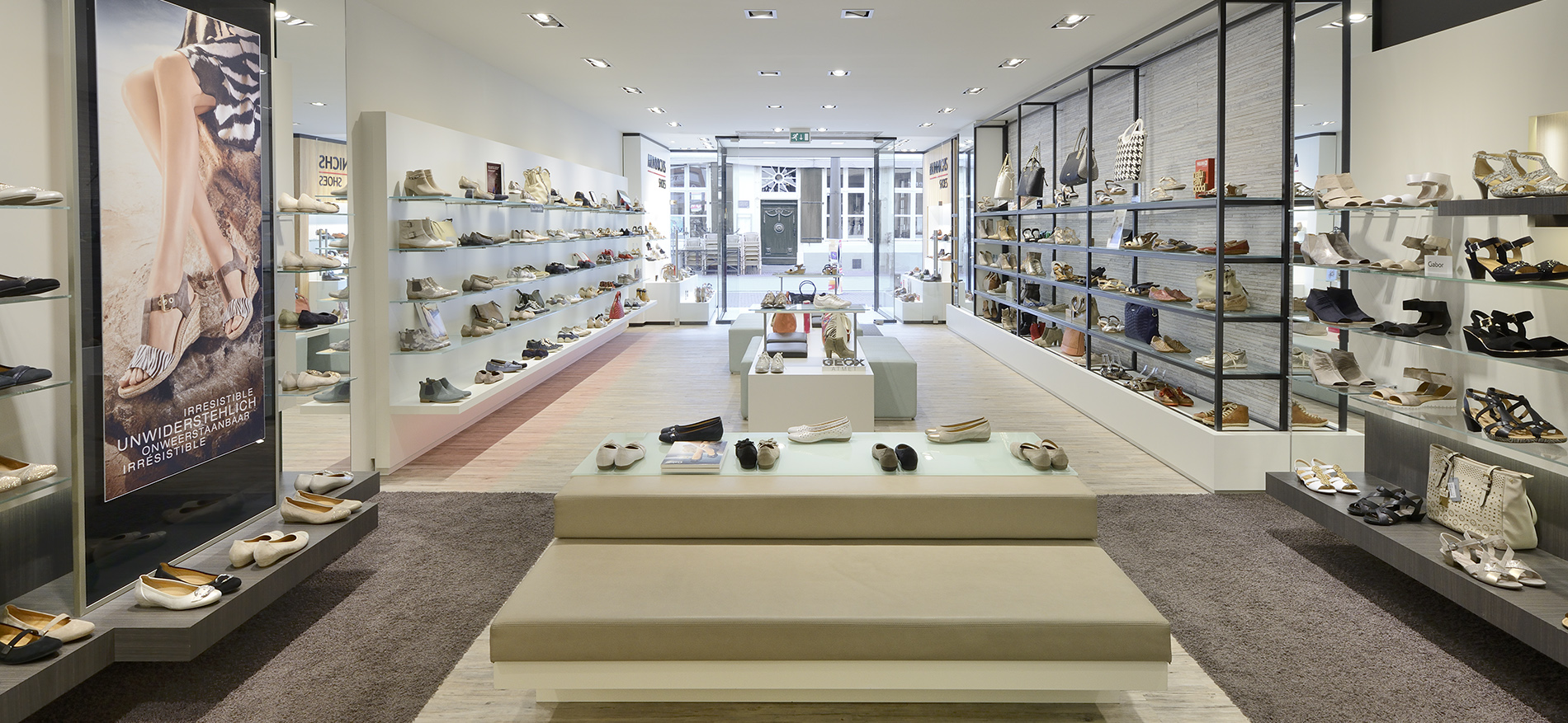 Retail Design of Concept Munnichs Shoes - 
