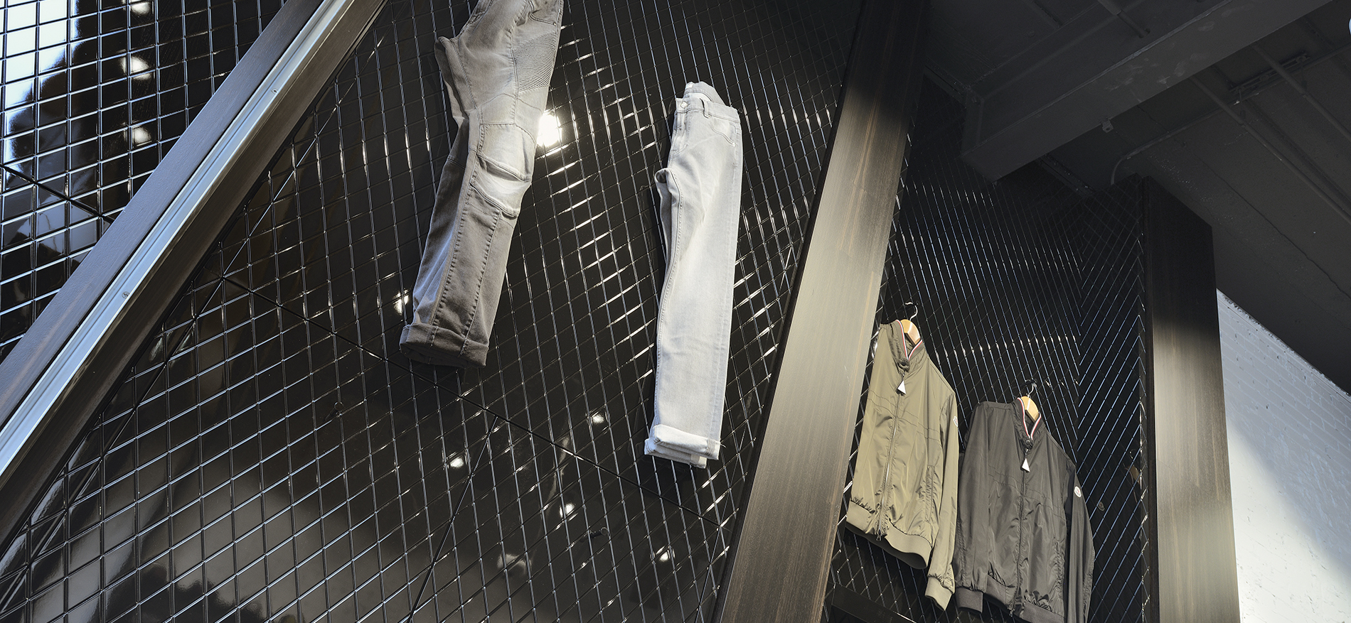 Beachim Fashion: Retailconcept for dutch luxury multi brandstore - 