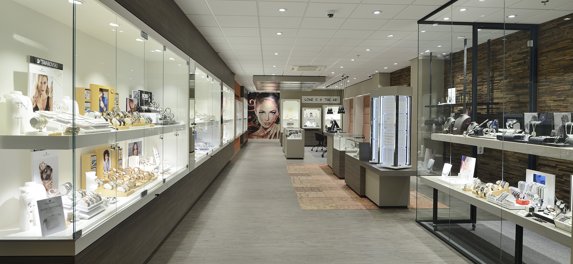 Van Arensbergen Jewellers - Jeweler