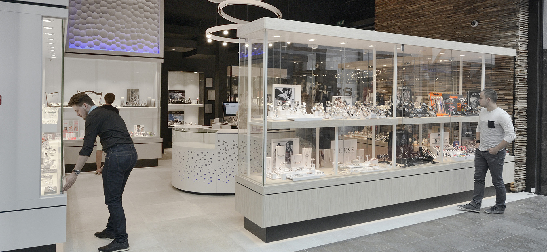 Bijouterie Laurent: Retail design of jewelry shop - 