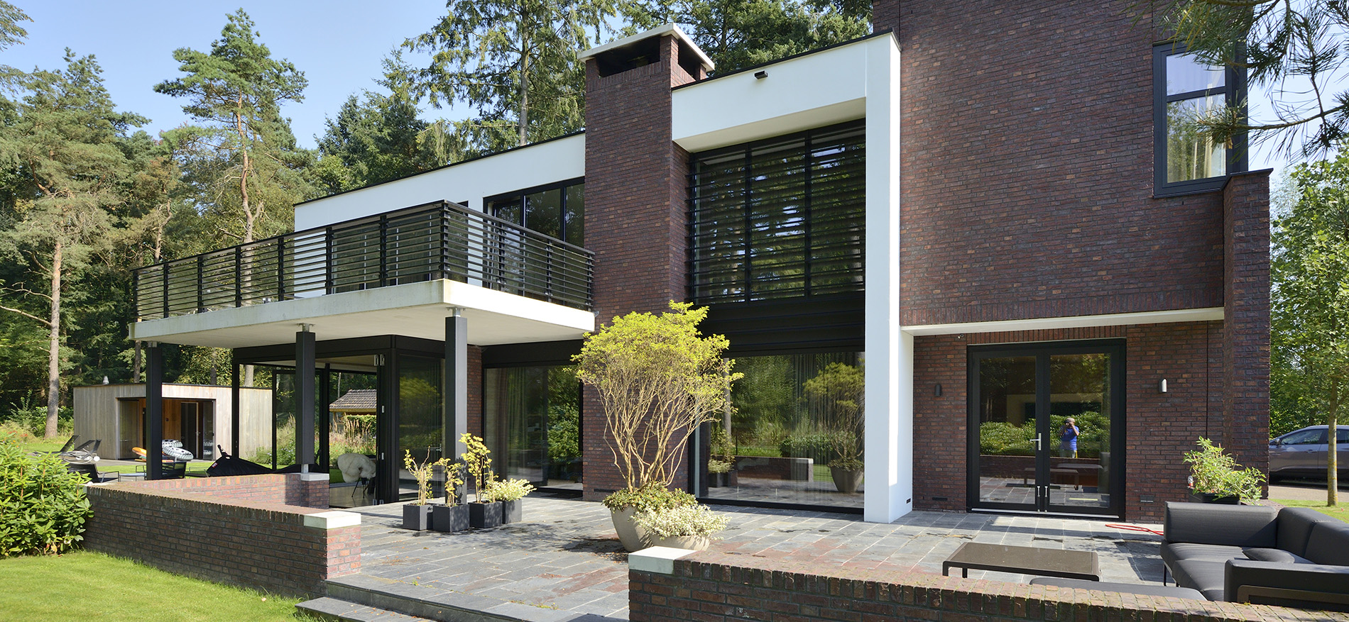 Villa Apeldoorn handmade furniture - Residential Interior Design