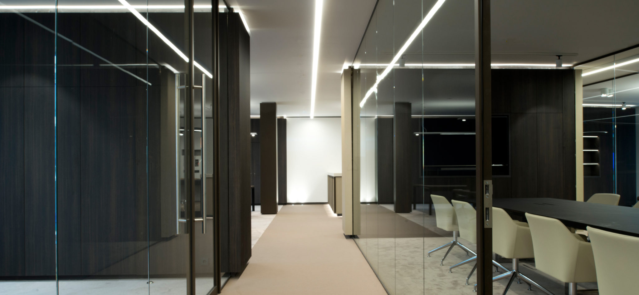 Custom furniture for an office in Luxembourg, JFPE - 