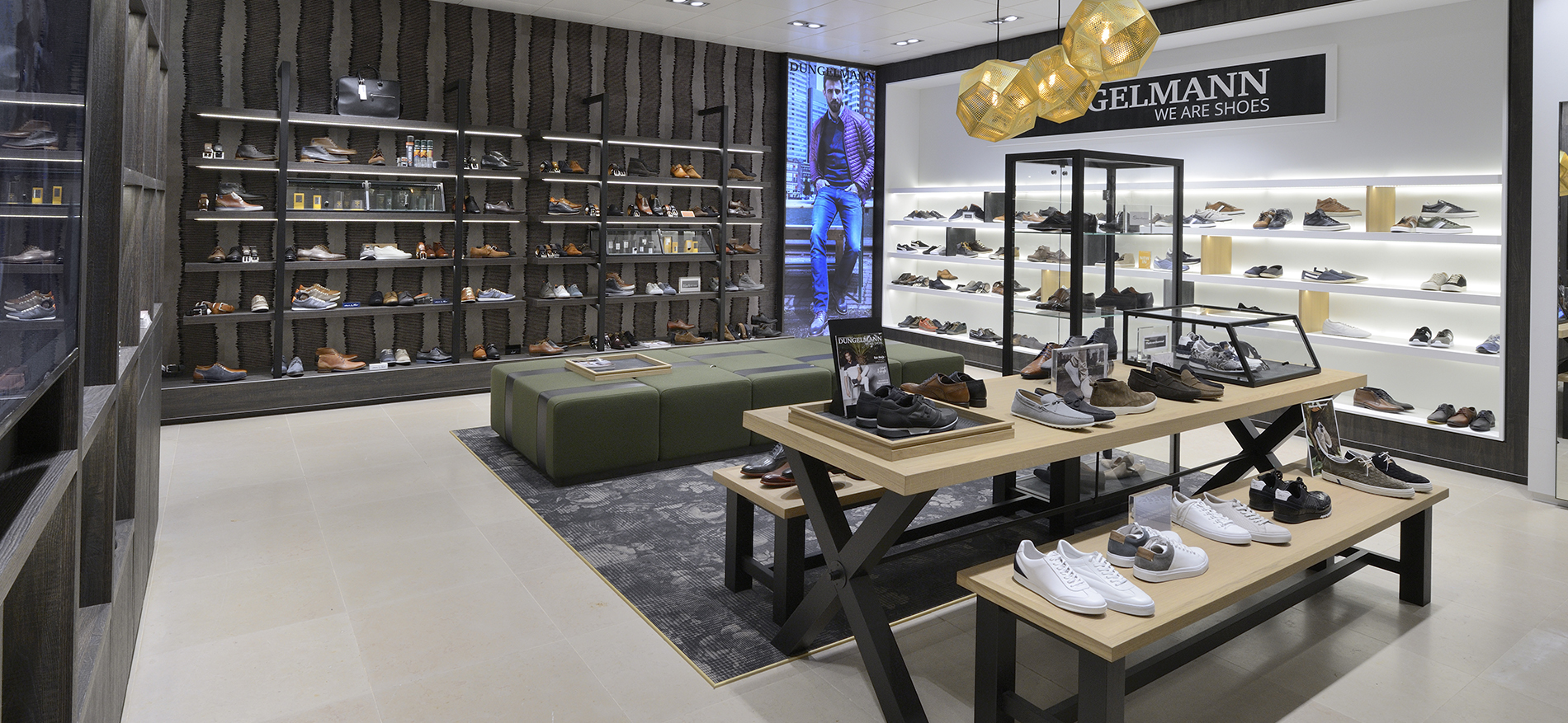 Shop-in-shop Dungelmann Schoenen and Berden Mode