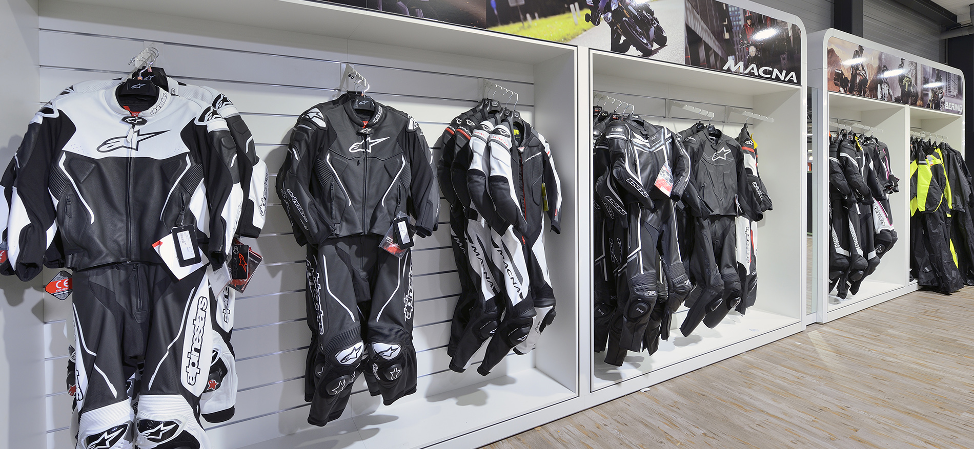 Goedhart Motorbikes: interior design by WSB - Sport