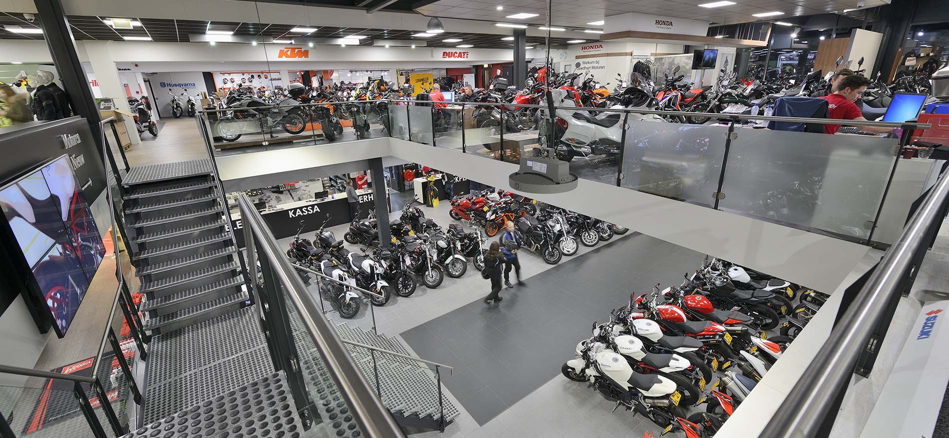 Goedhart Motorbikes: interior design by WSB - Sport