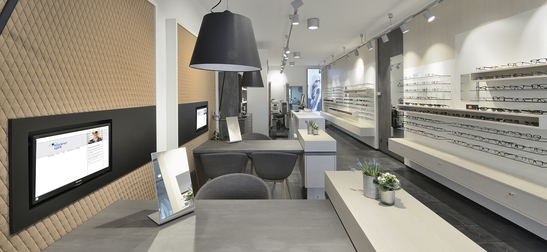 Klöckner Optik fully renovated shop interior - 