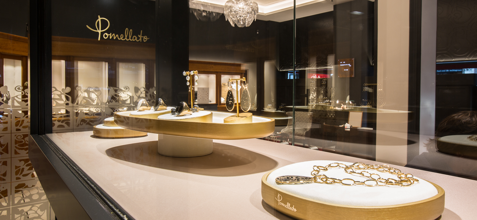 Renovation Juweler Steltman | The Hague - Jeweler