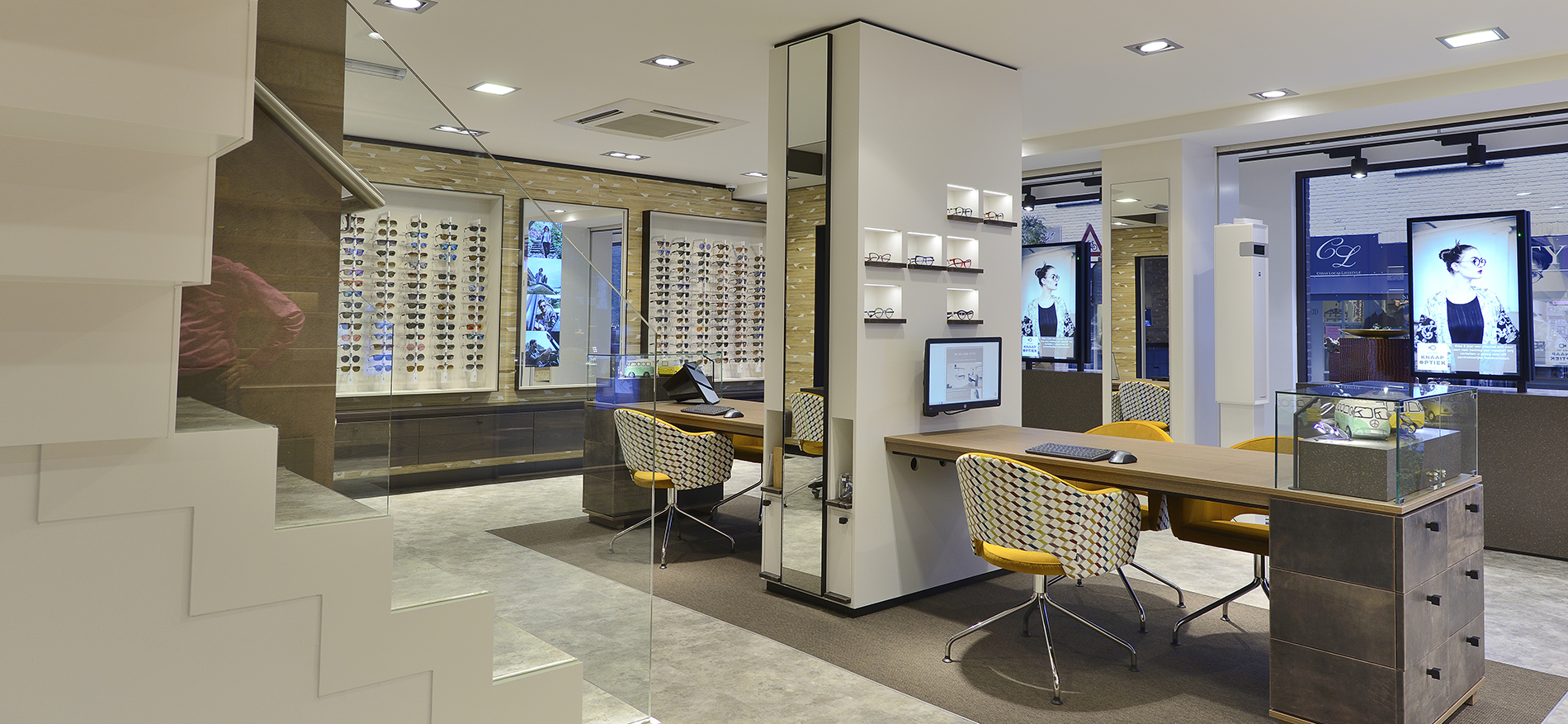 Van der Knaap Optics  | Shop Design - 