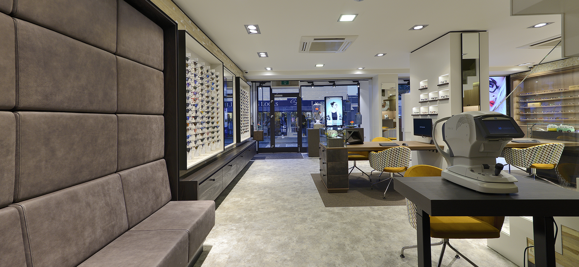 Van der Knaap Optics  | Shop Design - 