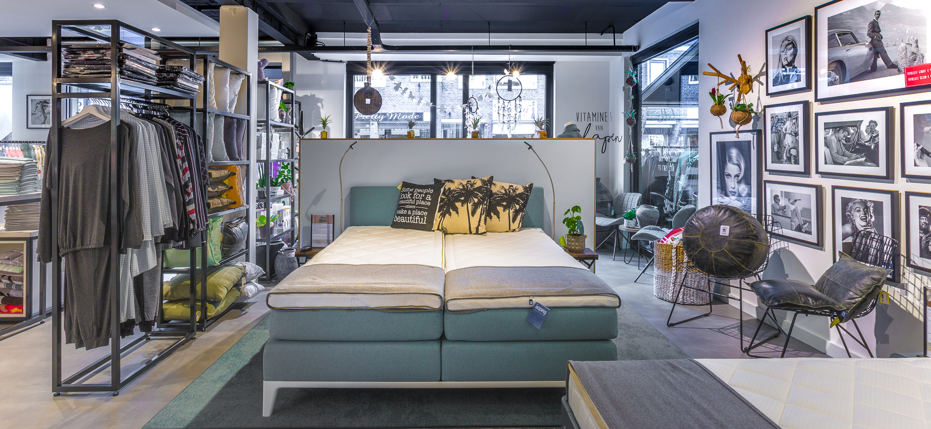 De Vries Sleep Comfort and Home Interiors | Shop Interior - 