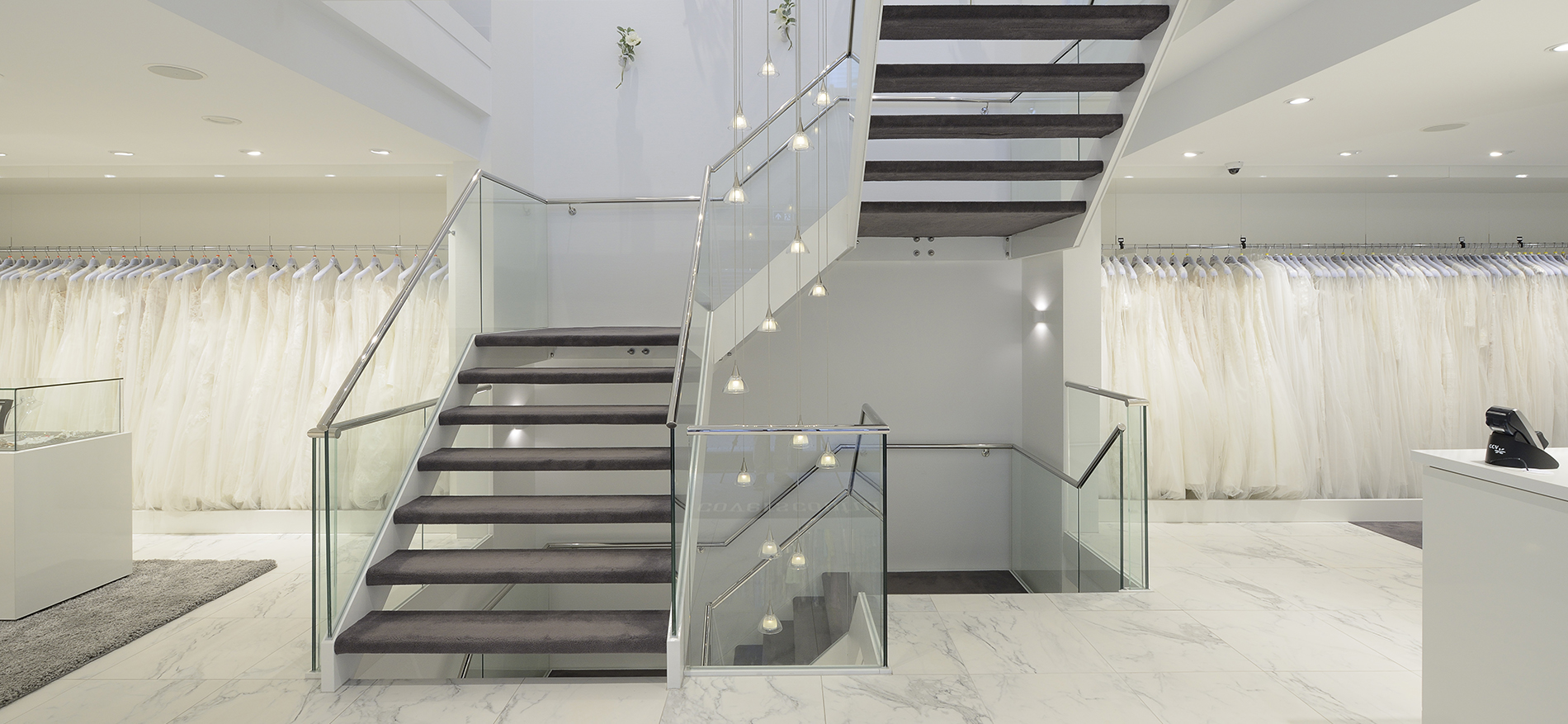 Covers Couture, Utrecht | Bridal shop interior - 