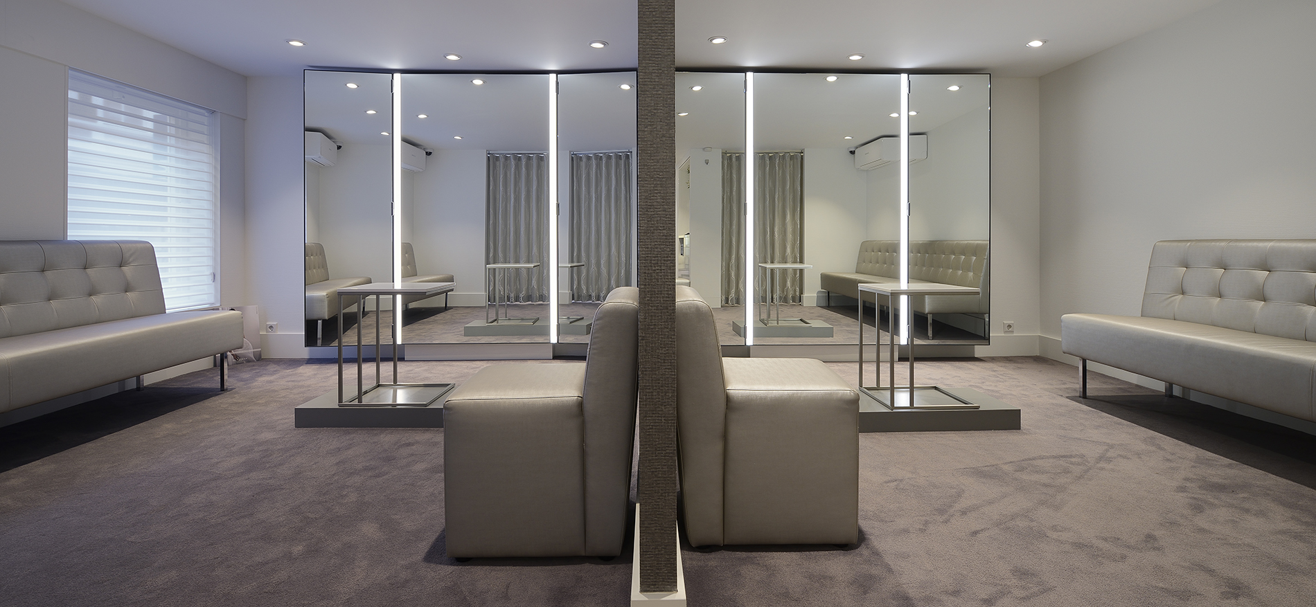 Covers Couture, Utrecht | Bridal shop interior - 
