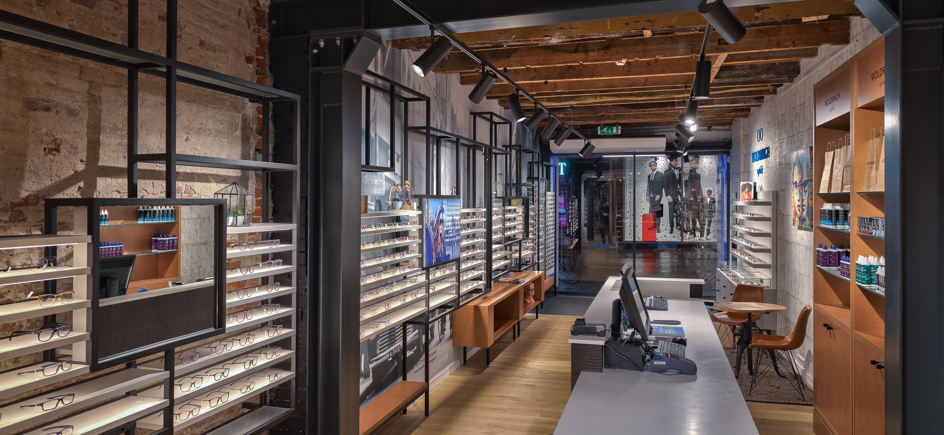 Shop design Groningen: Experience Woldringh Optiek