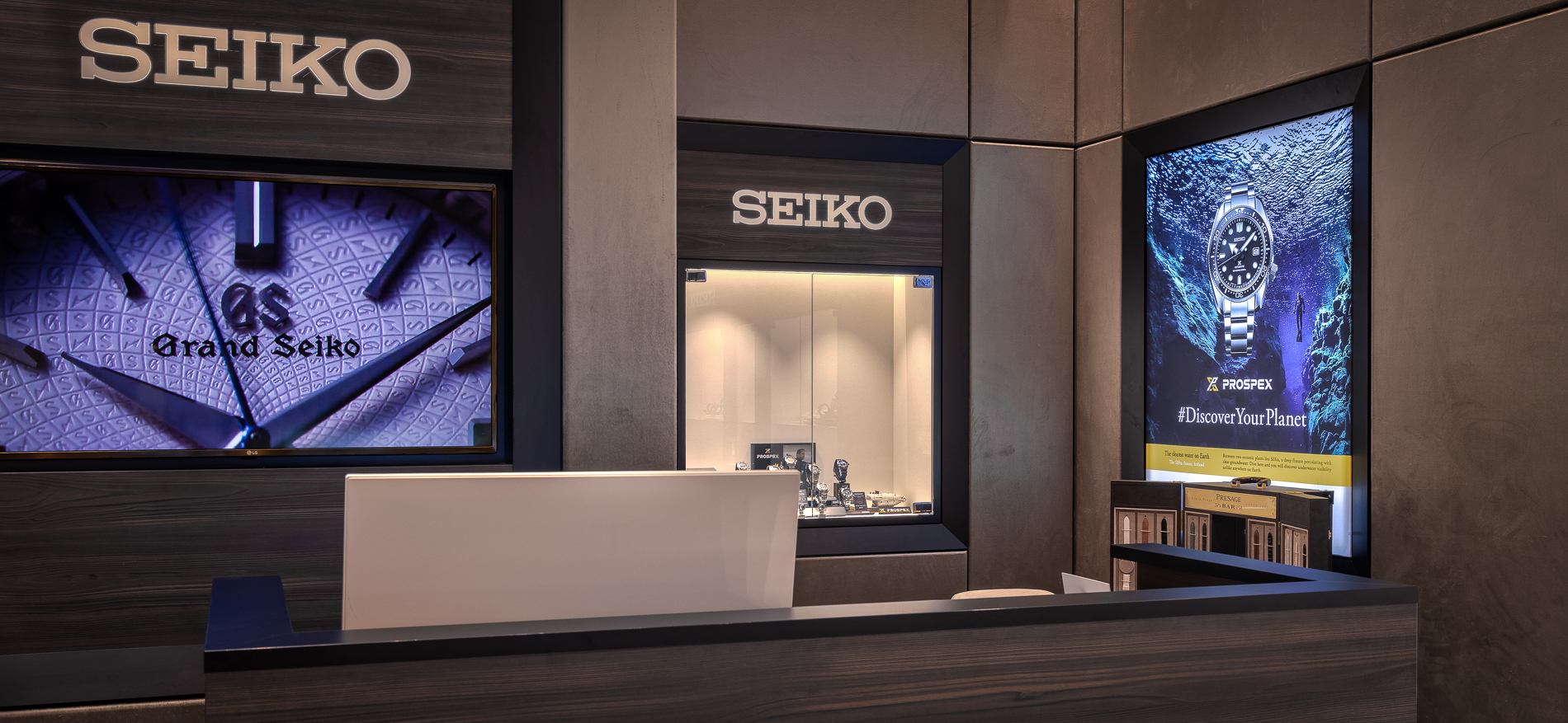 Seiko Flagship Store | Branding, design and realization in hotspot Amsterdam