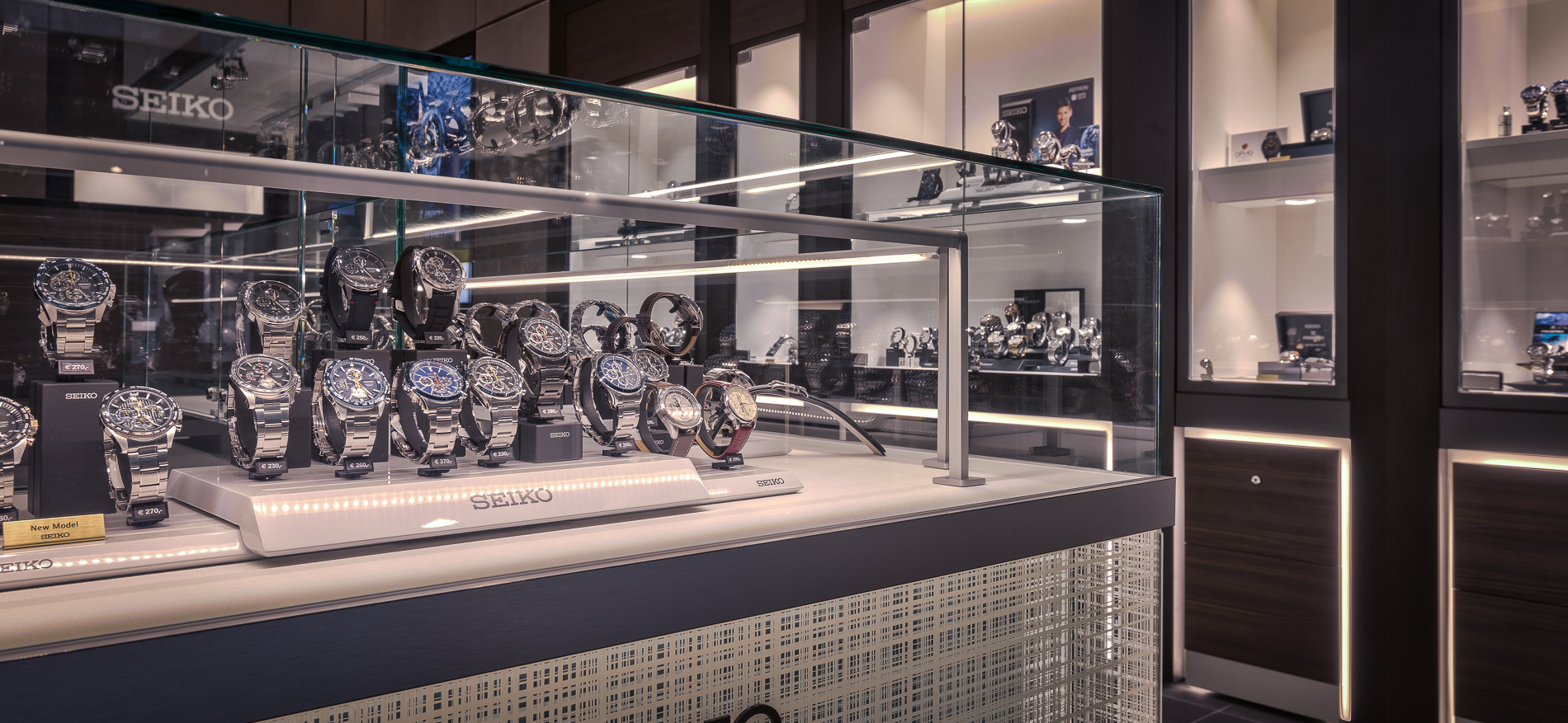 Seiko Flagship Store | Branding, design and realization in hotspot Amsterdam