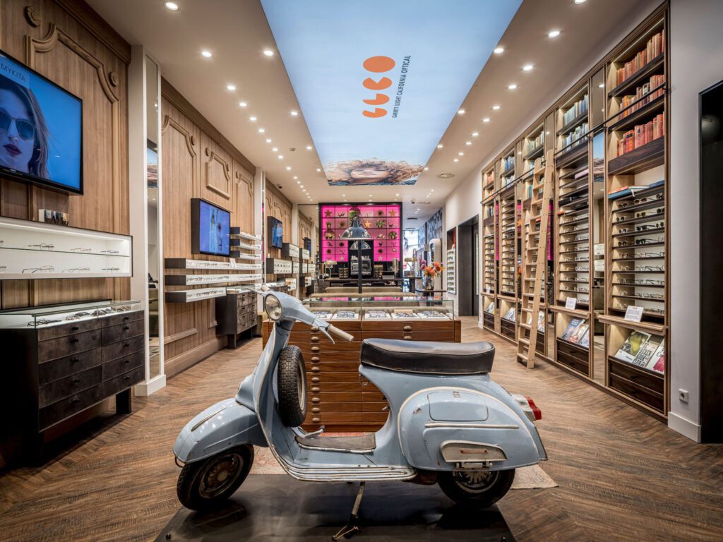 Interieur optiek ontwerp inrichting Dijck2 winkelinrichting opticien agencement optique ladenbau optik