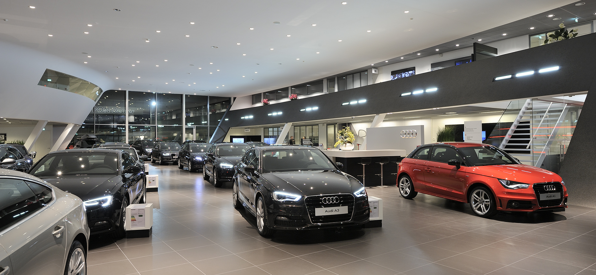 Audi Showroom | Pon Dealer Amersfoort (NL) - Showrooms