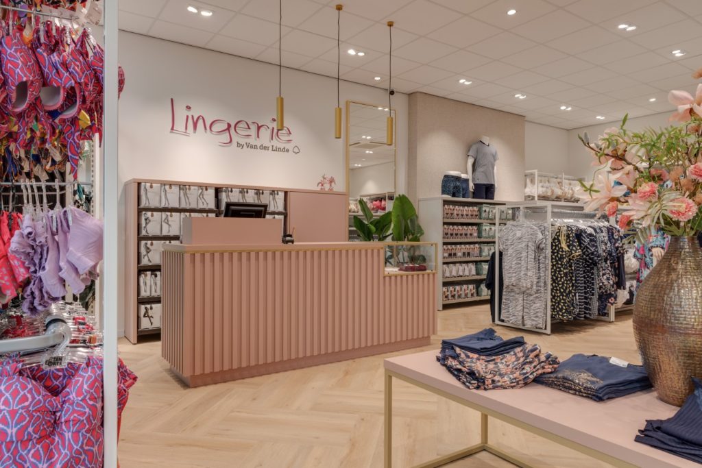 Shopfitting lingerie store WSBDESIGN.COM