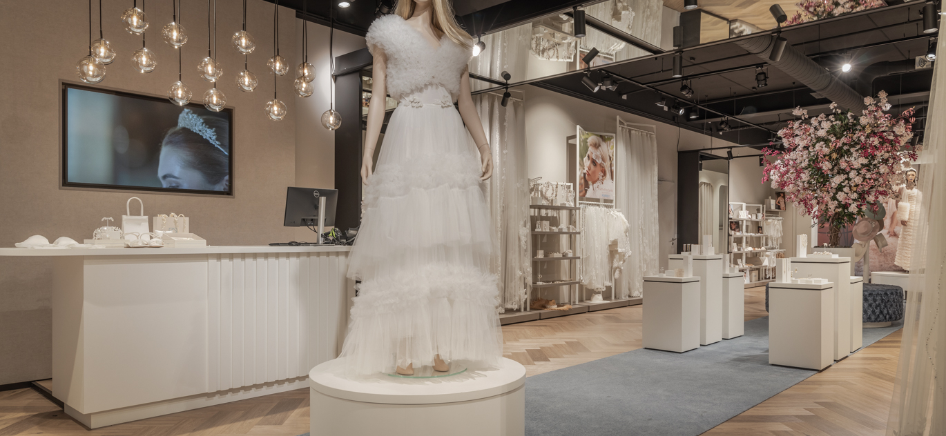 Poirier in Wedding World | Oberhausen (DE) - Fashion