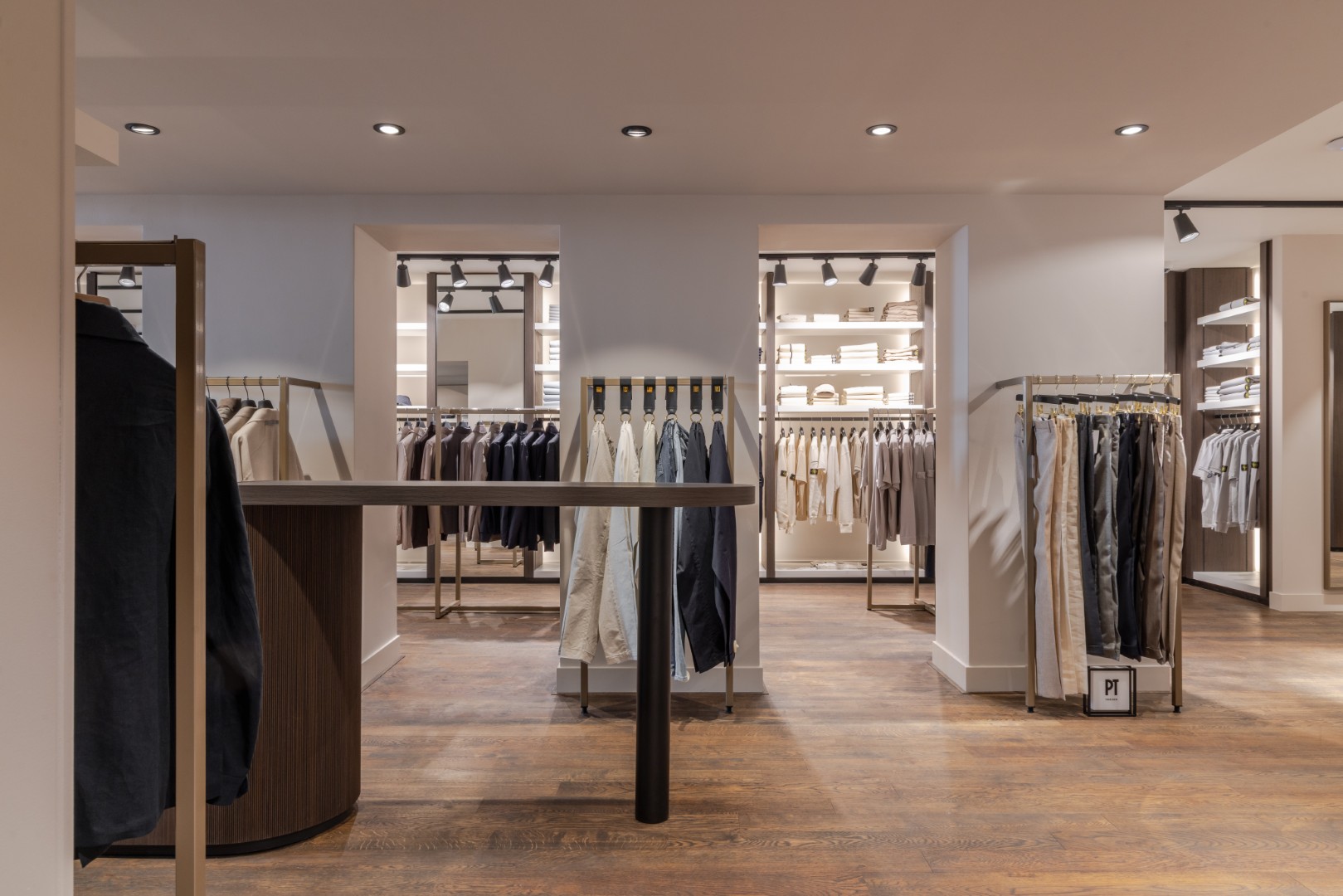 Paul Clothing | Zeist (NL) - Fashion