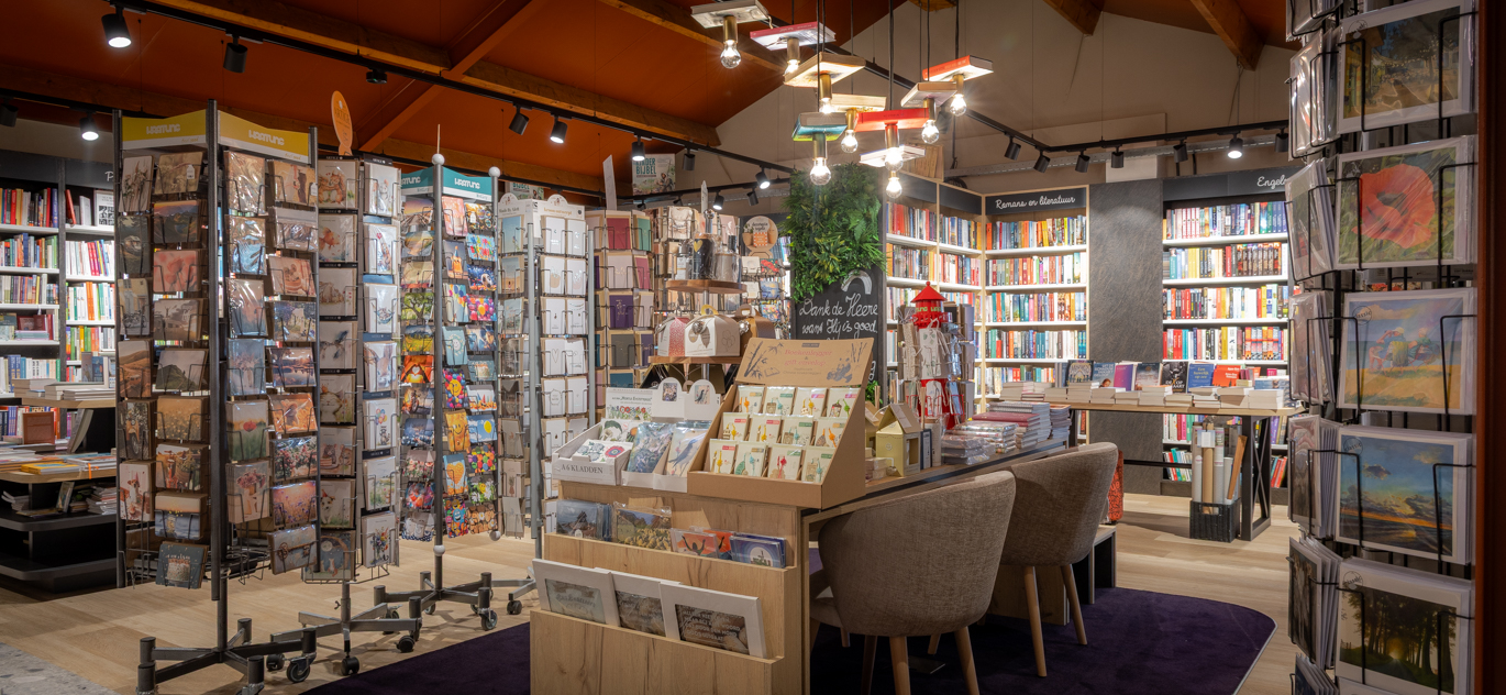 Bookshop De Boekenmolen | Meliskerke - Shop fitting